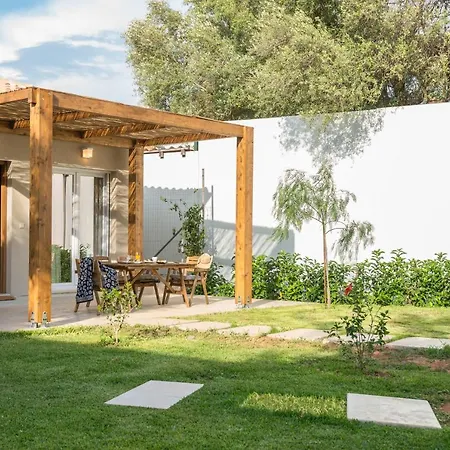 Averta Rondo Case de vacanță